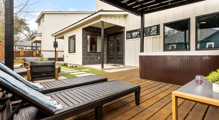 オースティン Austin Ember House with Hot Tub & Pit 2つ星 宿泊施設 レストラン