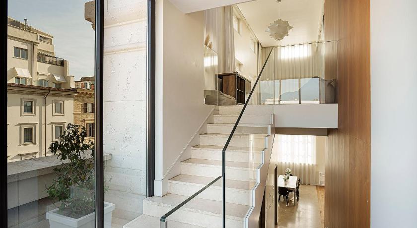 Rome Palazzo Montemartini Rome, A Radisson Collection Hotel 5-Star Hotel lobby