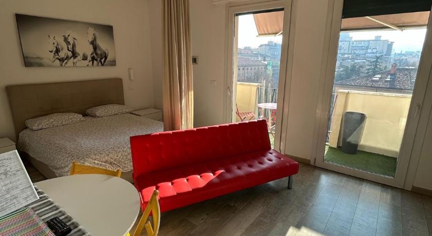Image of King Studio with Sofa Bed and Balcony 3