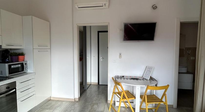 Image of King Studio with Sofa Bed and Balcony 5