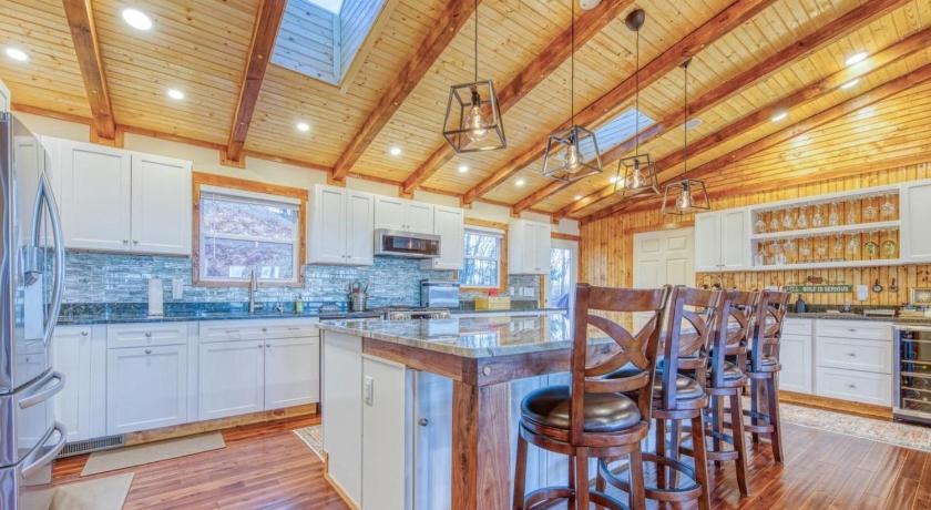 핫 스프링스 (NC) Holiday Home Bull Mountain Aerie by Interhome 2성급 숙소 부대시설