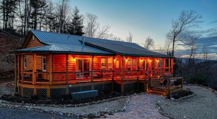 핫 스프링스 (NC) Holiday Home Bull Mountain Aerie by Interhome 2성급 숙소 전망