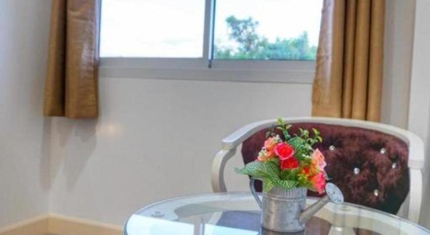 パタヤ The Aam resort 2つ星 ホテル 外観