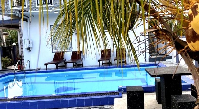 Blue Diamond Resort - image 17
