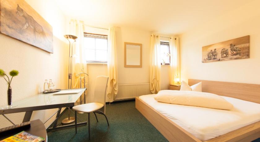 Image of Single Room 0