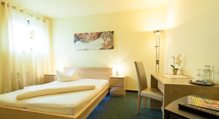 Image of Single Room 4