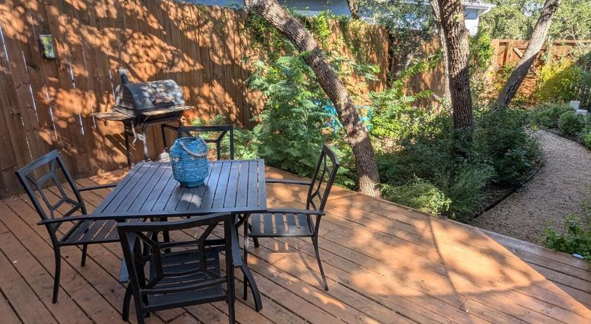 Canyon Lake (TX) Cheerful 3BR 2BA House Minutes from Canyon Lake 4-Star Accommodation view