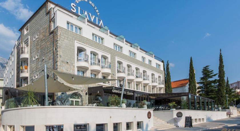 Grand Hotel Slavia — Hotel in Baska Voda