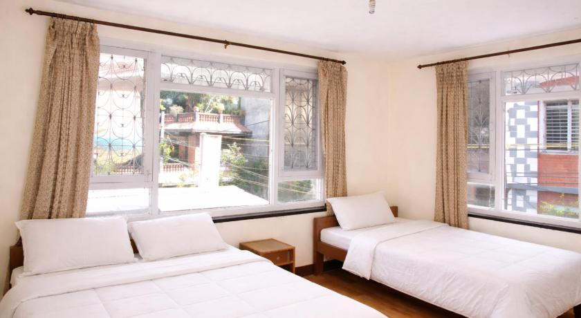 Image of Triple Room with Private Bathroom 1