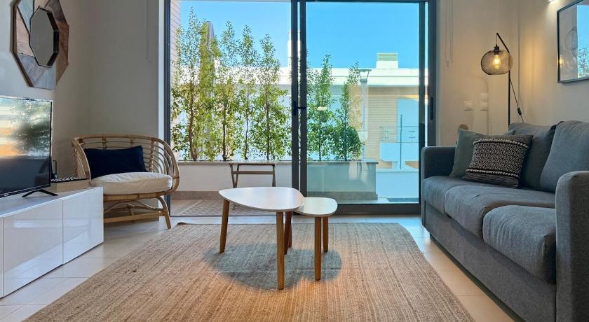 Beautiful House in Albufeira T2 Pool and Garage