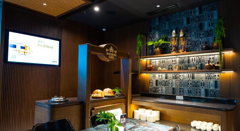 Image of Executive Suite - Non-Smoking 11
