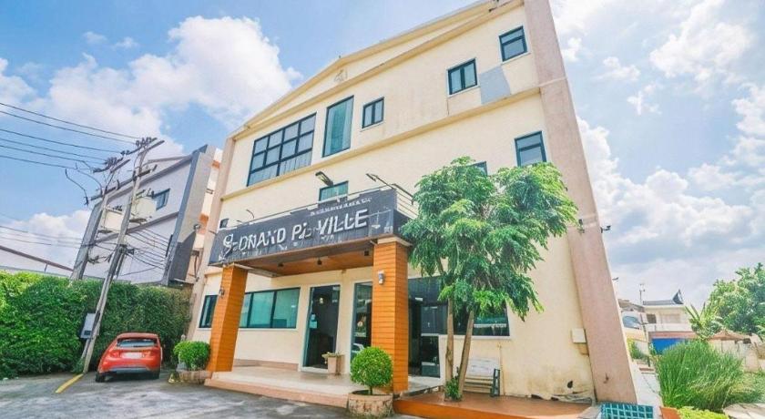 パッタルン DOUBLE T HOTEL 2つ星 ホテル ロビー