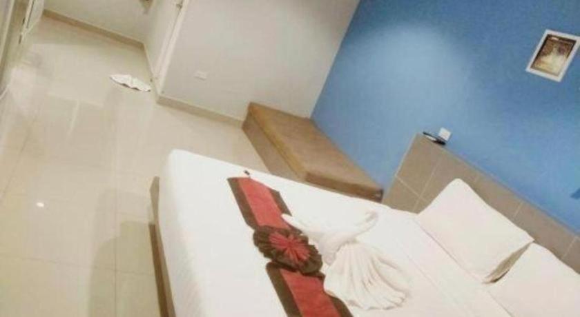 Koh Samui P.F Mansion 2-Star Hotel lobby