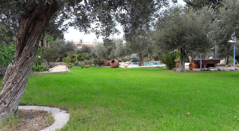 Olive Garden Hotel Lapta Deals Photos Reviews