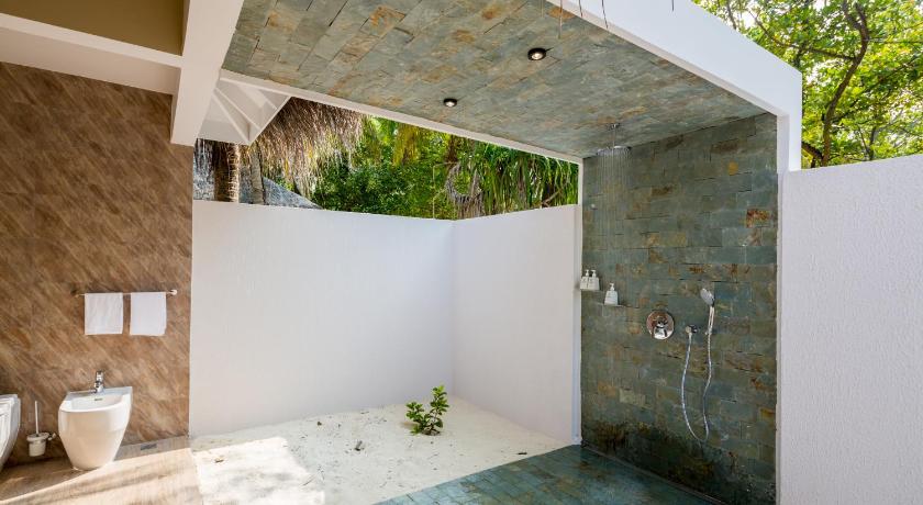 Image of Beach Suite with Pool 12