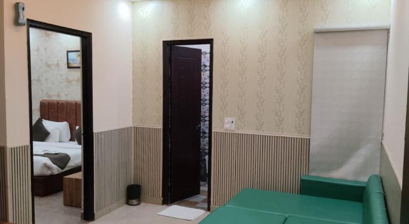 Hotel Mango Tree Vrindavan - image 42
