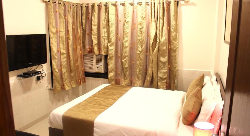 Image of Deluxe Room with Breakfast 10