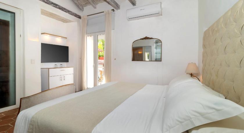 Image of Junior Suite 15