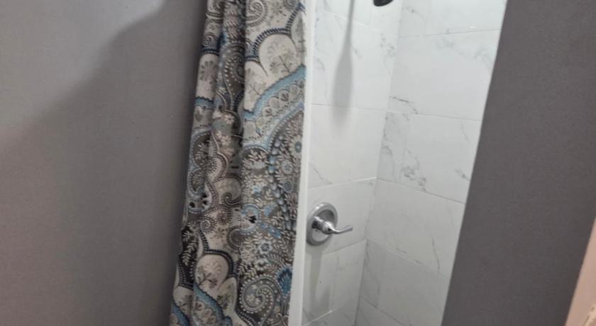 어빙턴 (NJ) Renovated Room with Private Bath in Ground Floor 3BR 숙소 외관