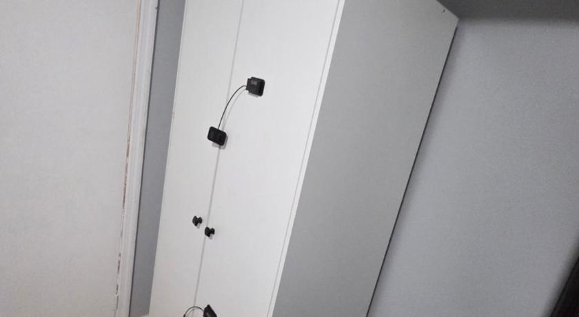 어빙턴 (NJ) Renovated Room with Private Bath in Ground Floor 3BR 숙소 레스토랑