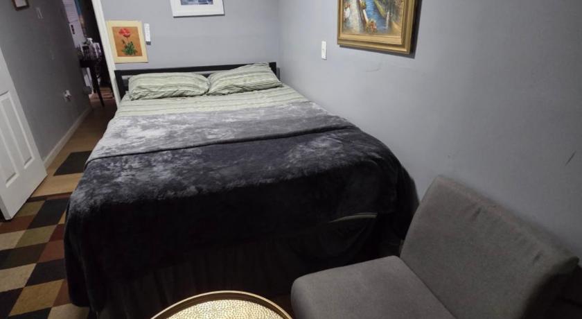 어빙턴 (NJ) Renovated Room with Private Bath in Ground Floor 3BR 숙소 객실
