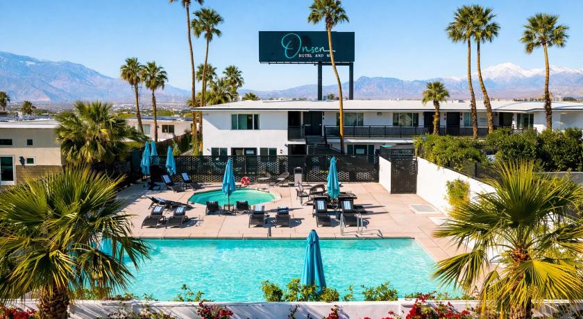 Desert Hot Springs (CA) Onsen Hotel & Spa 2-Star Accommodation room