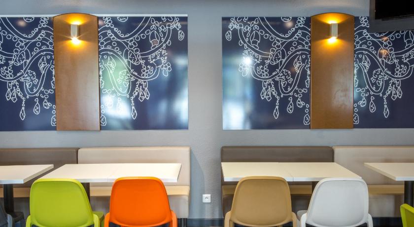 ibis budget Aubagne Paluds Agora