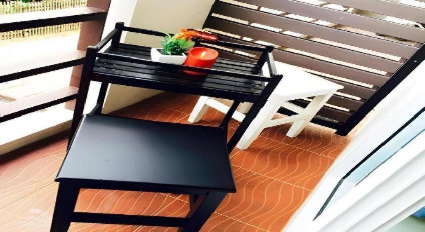 촌부리 RungRoj Panich Hotel 2星级 酒店 泳池