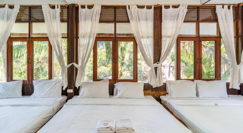 รูปของบ้านพักแบบสามห้องนอน (Three-Bedroom House) 5