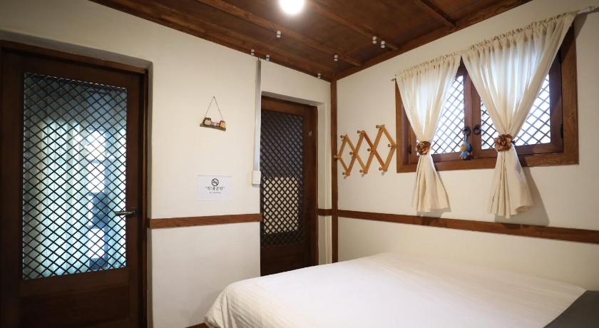 全州 MongYouHwaWon Guesthouse(Painter's house) 3星级 住宿 套房