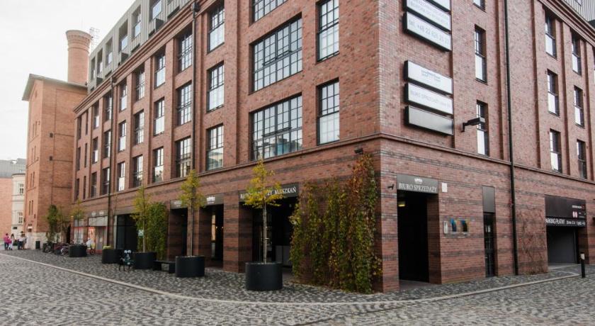 City Lights Apartments