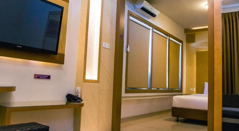 タラカン Hotel D' CaLia Tarakan 3つ星 ホテル 外観