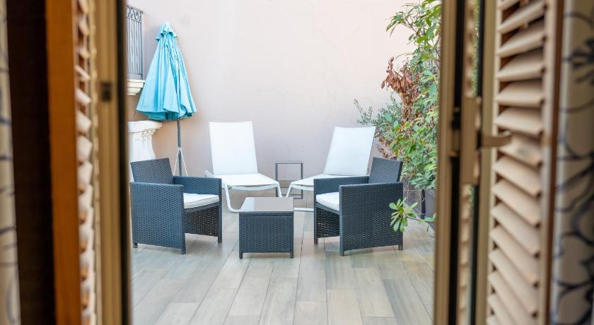 Image of Executive Double Room with Terrace 7