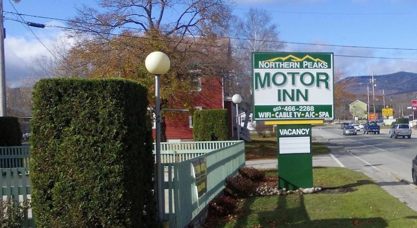 Northern Peaks Motor Inn photo