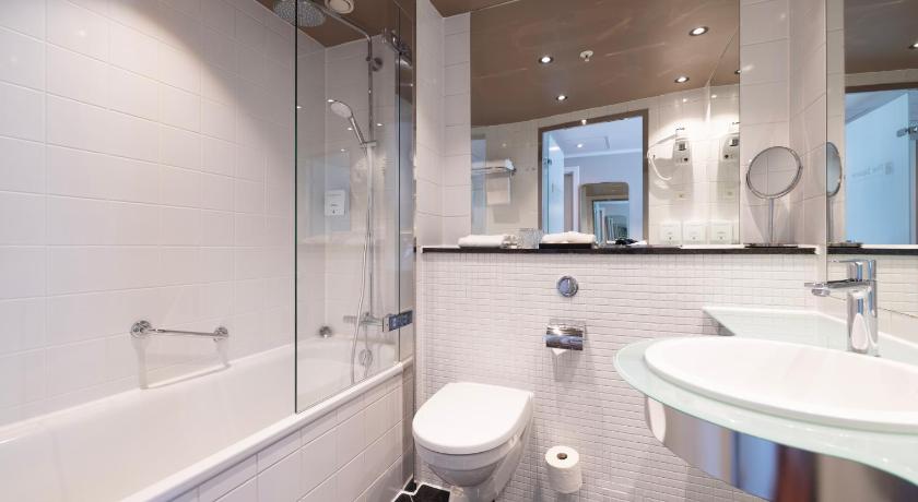 Image of Superior Twin or Double Room 11