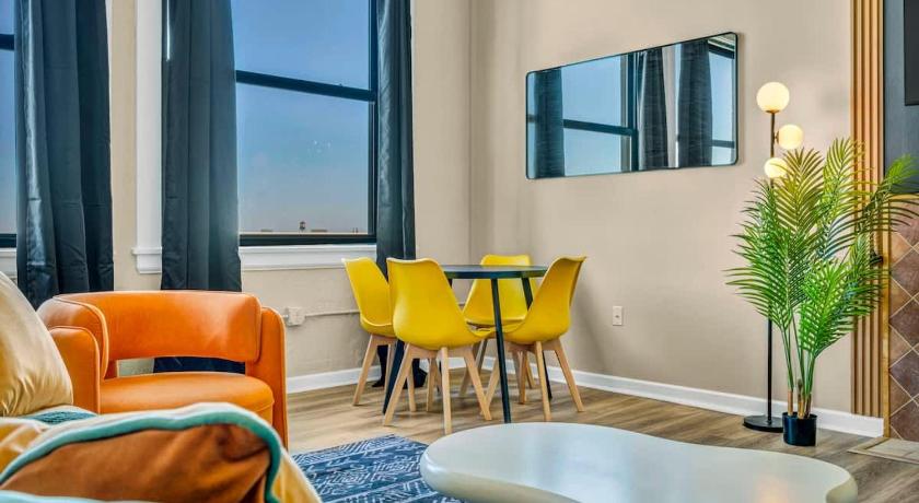 클리블랜드 (OH) Funky 2B Apt in Downtown Cleveland FREE Parking 4성급 숙소 수영장