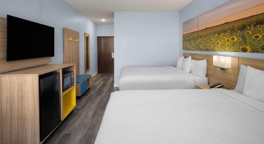 ドッジシティ (KS) Days Inn by Wyndham Dodge City 3つ星 宿泊施設 ロビー