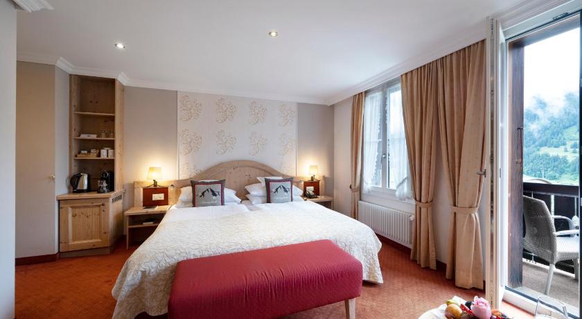 Image of Superior Twin Room with Mountain View 0