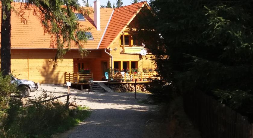 スンクレイニ-バイ Mofetta Panzio 3つ星 ホテル 施設