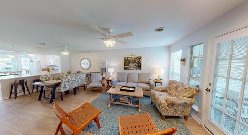 파울리스 아일랜드 (SC) Golf and Beach Getaway 2 Bedroom Fairway Villa 4성급 숙소 로비