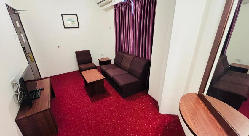 Image of Family Room 7