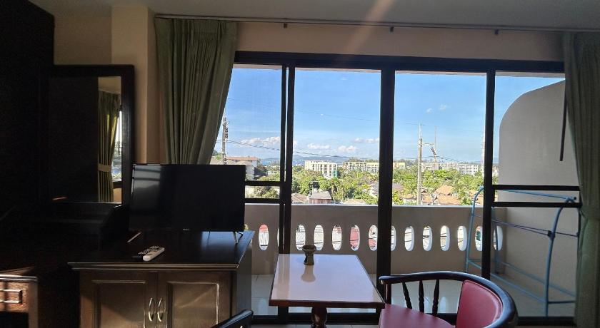 Image of Triple Room with Balcony 1