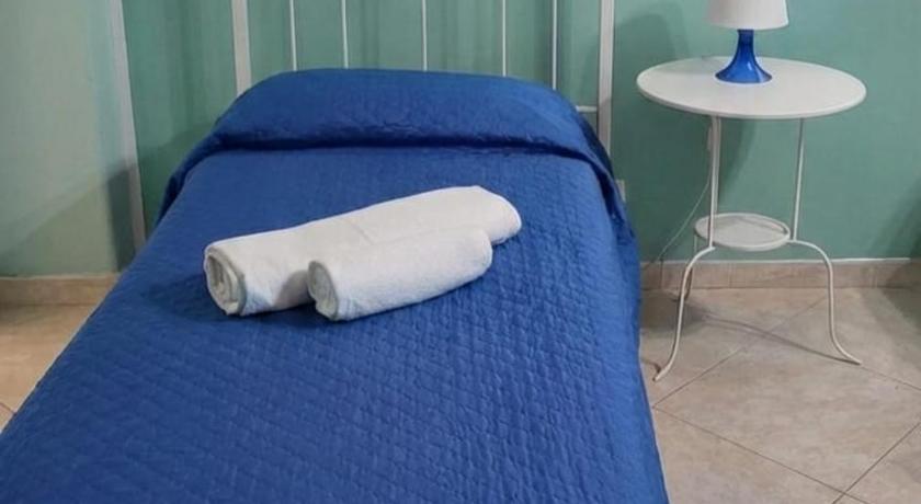 Image of Single Room with Private Bathroom 0