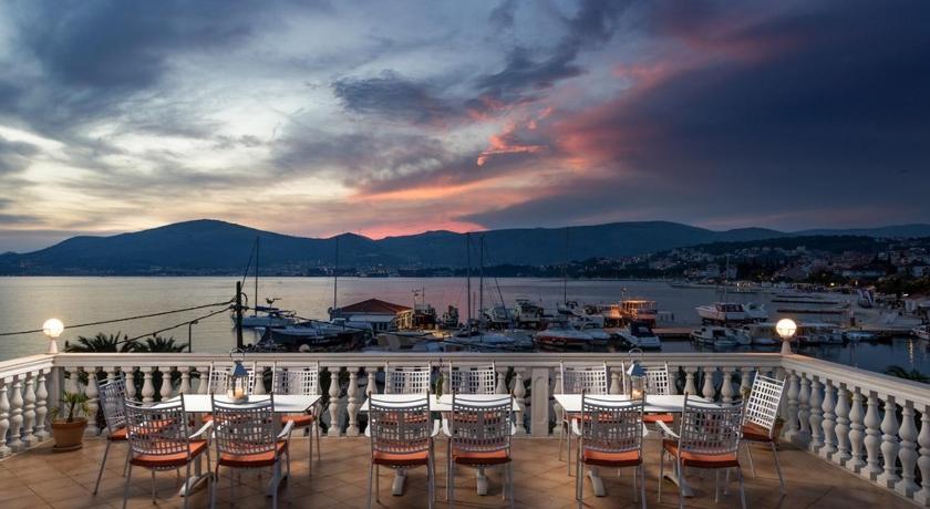 Villa Arany