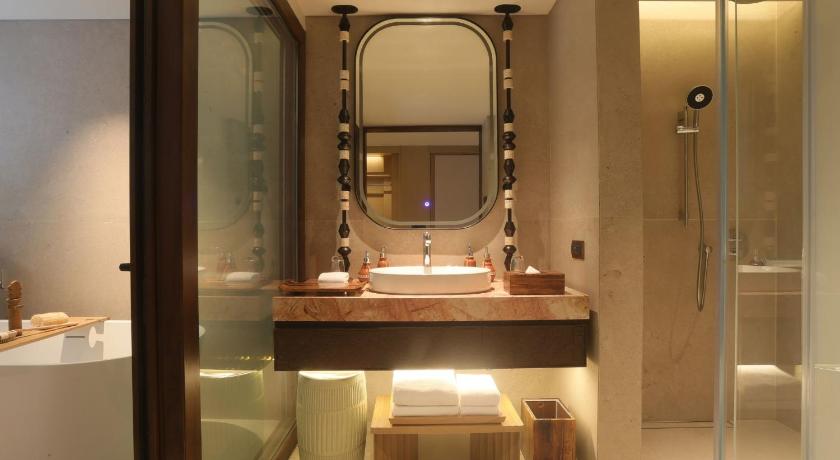 Image of 2 Single Beds, Forest Room 3