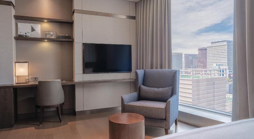 Image of Crown Park Suite with Private Terrace & Hot tub & Surround view (Highest Floor) 9