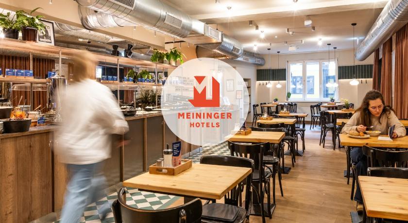 ベルリン MEININGER Hotel Berlin Mitte 3つ星 ホテル 客室