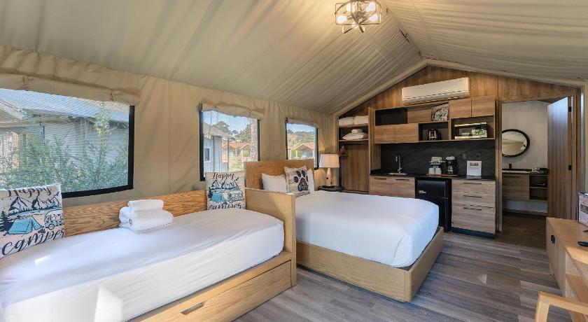 카멜 바이 더 씨 (CA) Carmel River Inn 3성급 숙소 레스토랑