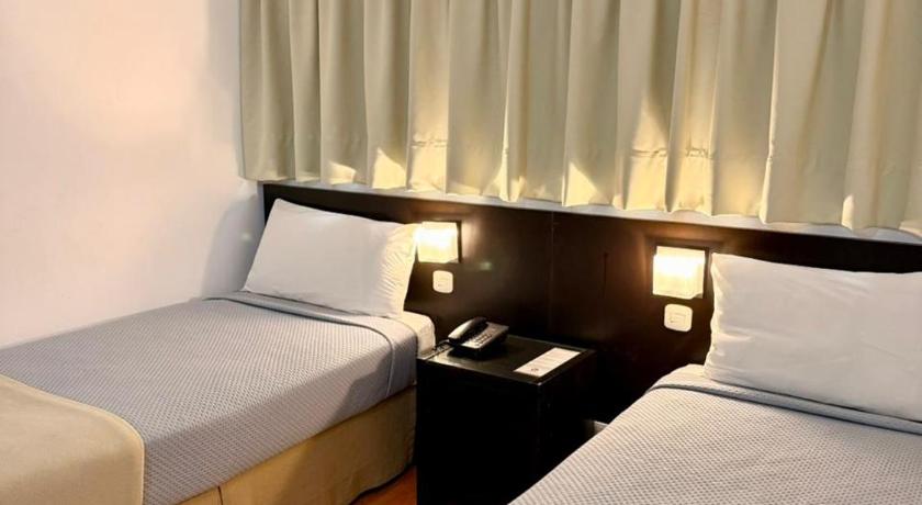 Image of Standard Suite 6