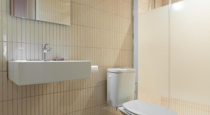 Image of Twin Room 7